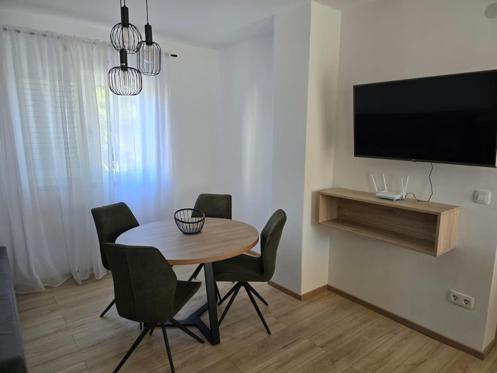 Apartments Pavic Sukošan エクステリア 写真