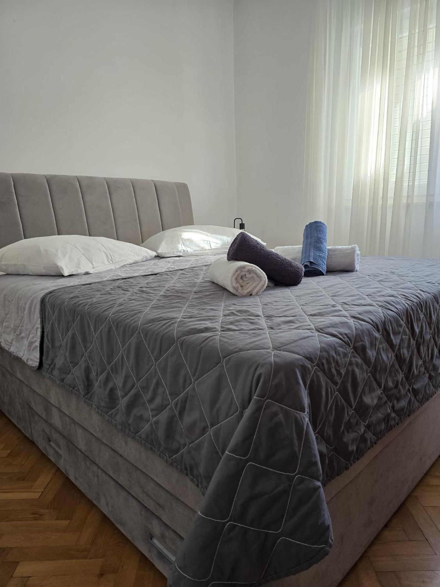 Apartments Pavic Sukošan エクステリア 写真