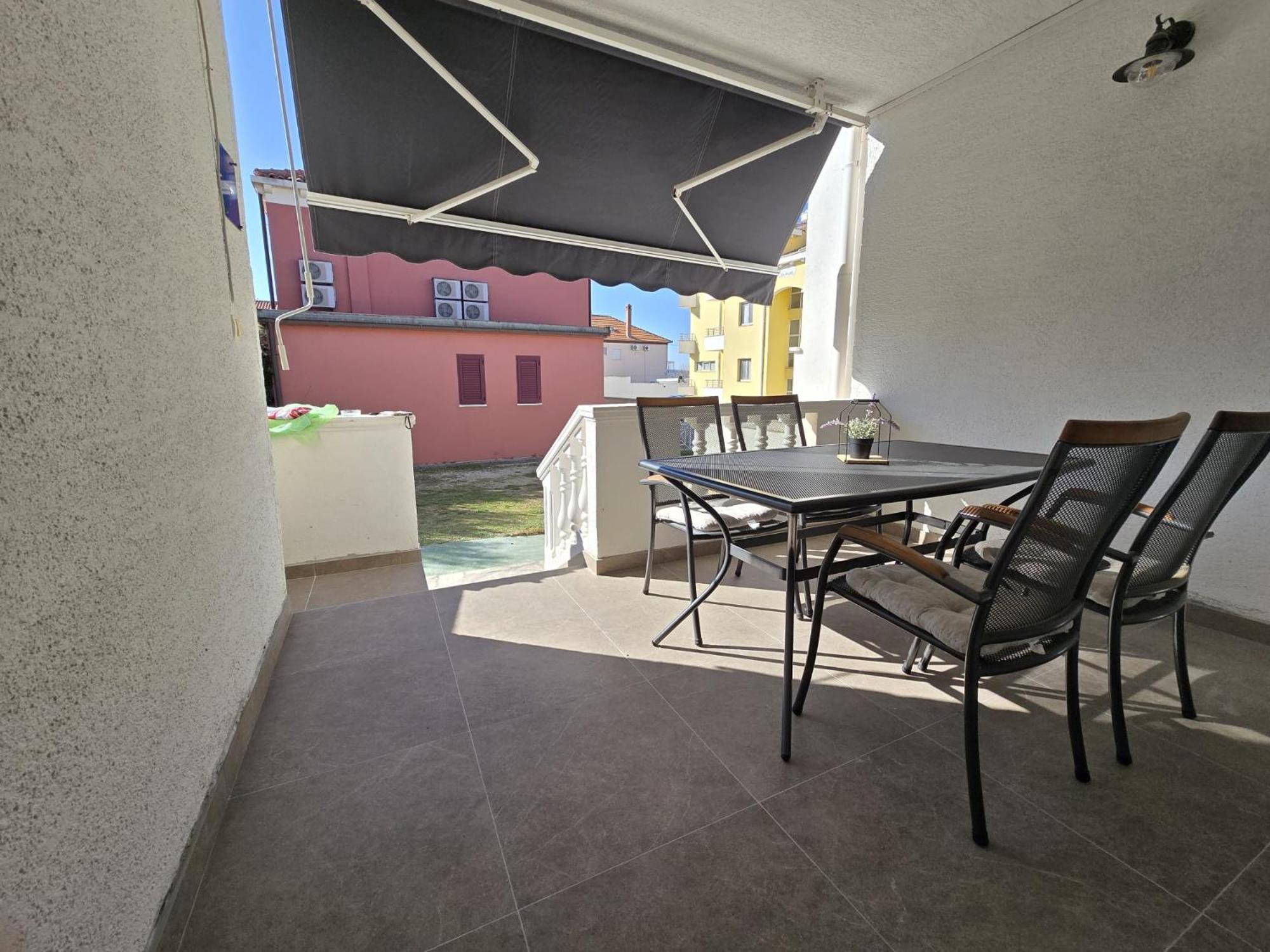Apartments Pavic Sukošan エクステリア 写真