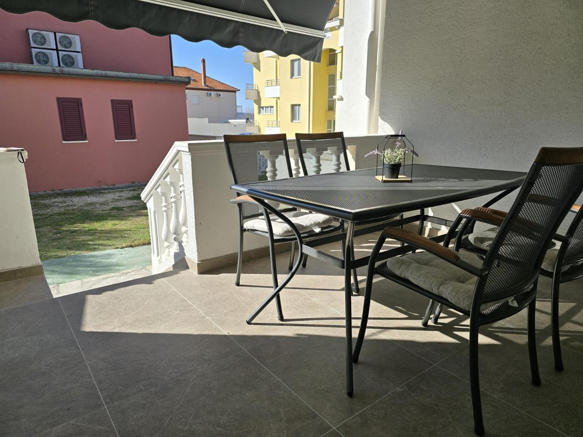 Apartments Pavic Sukošan エクステリア 写真